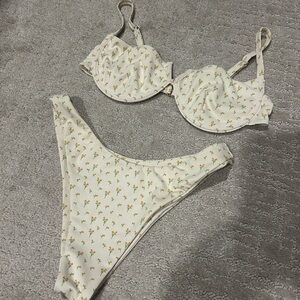 Floral Patterned Bikini Set